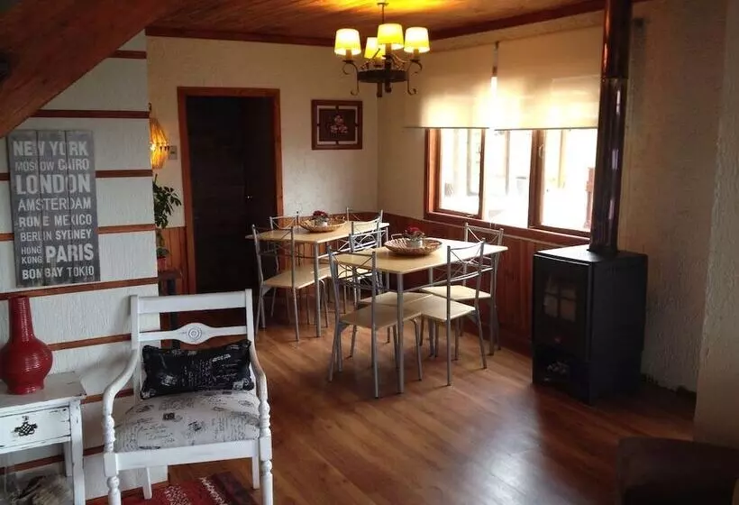 Majatalo Hostal Lago Ranco