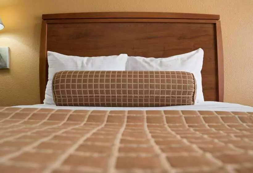 בית מלון כפרי Best Western Angleton Inn