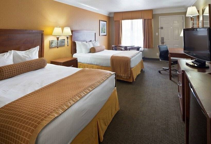 호텔 Best Western Angleton Inn