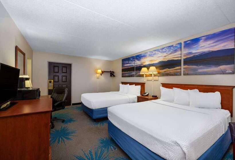 Отель Days Inn By Wyndham Casper