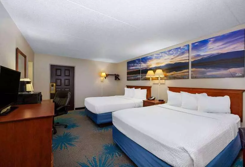 Отель Days Inn By Wyndham Casper