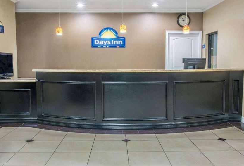 هتل Days Inn By Wyndham Humble/houston Intercontinental Airport