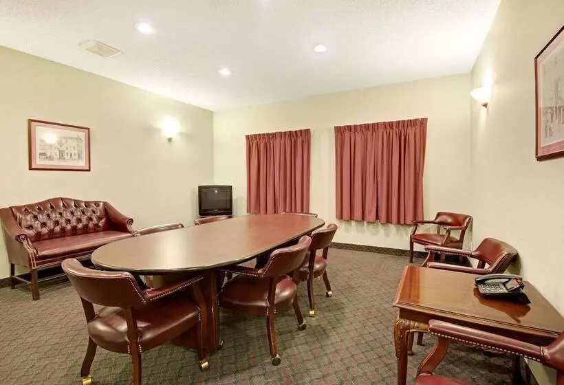 فندق Days Inn By Wyndham Lisbon