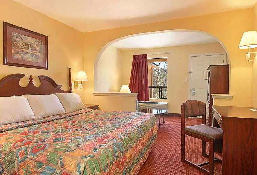 فندق Days Inn By Wyndham Ocean Springs