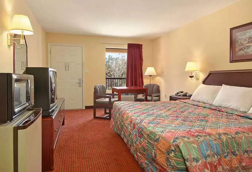 فندق Days Inn By Wyndham Ocean Springs