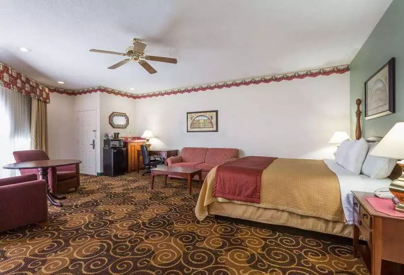 בית מלון כפרי Days Inn By Wyndham Orangeburg