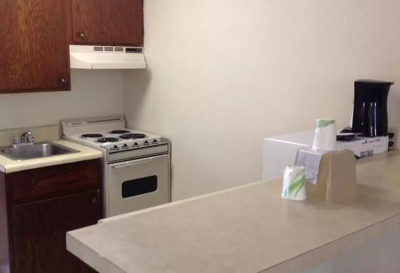 호텔 Knights Inn Longview