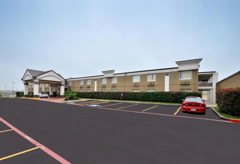 酒店 Super 8 By Wyndham Grand Prairie North