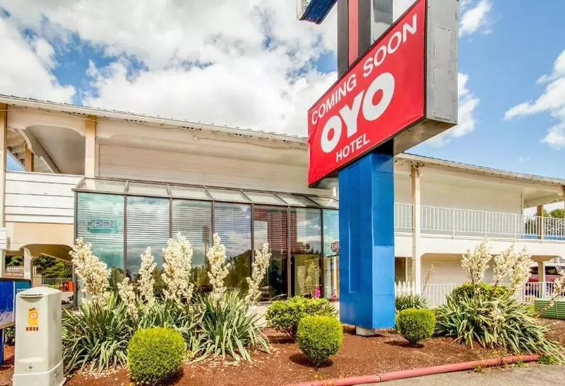 Motel 6 Centralia, WA - East