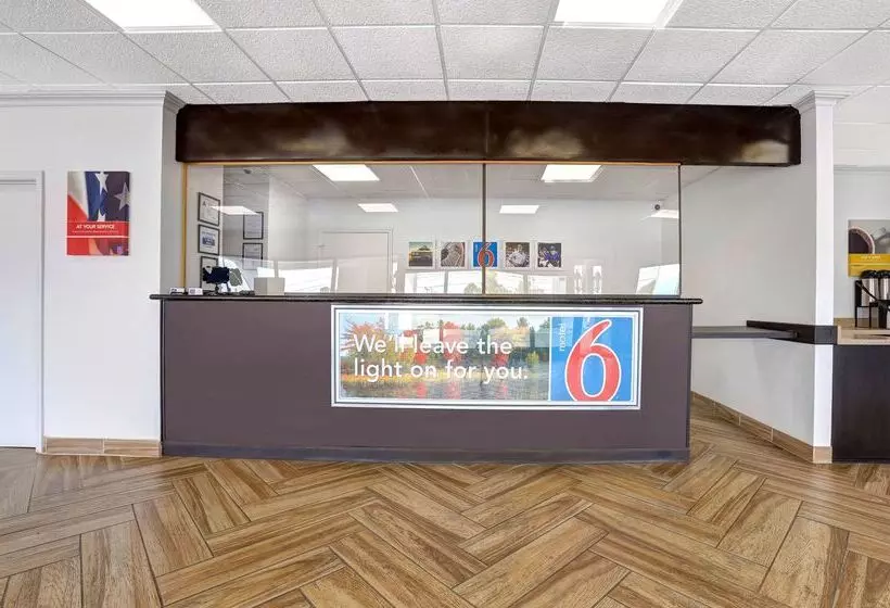 Motel 6 Jacksonville, Nc