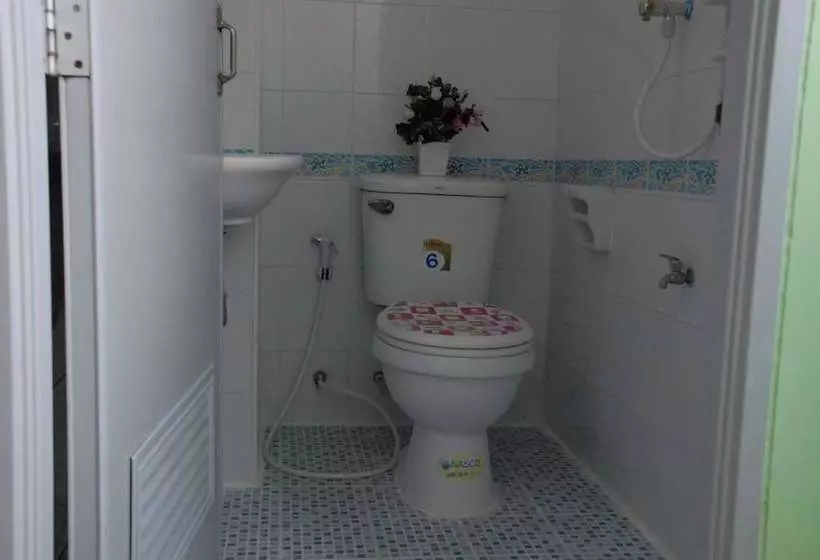 هتل The Crystal Apartment