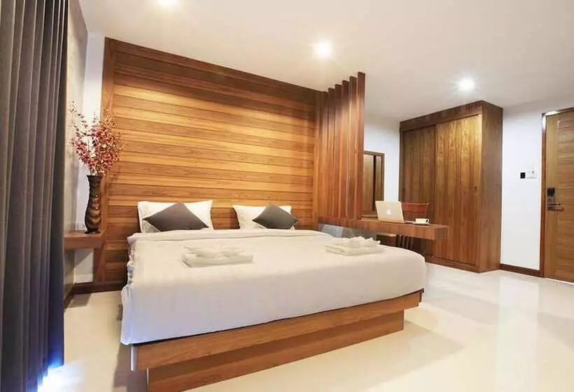 ホテル The Restique Apartment