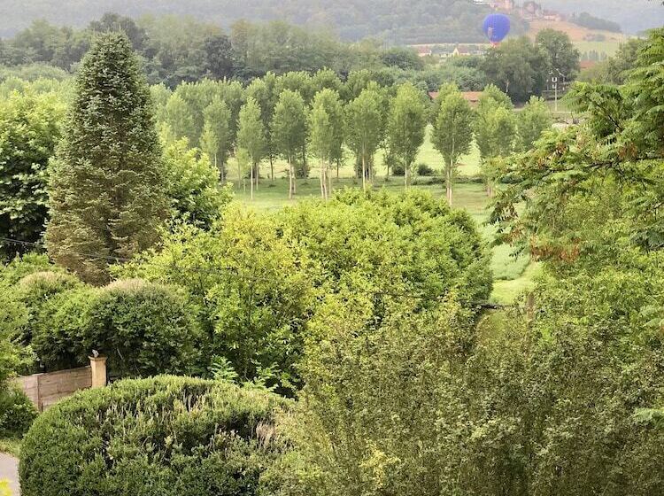 פנסיון La Maison D Alice