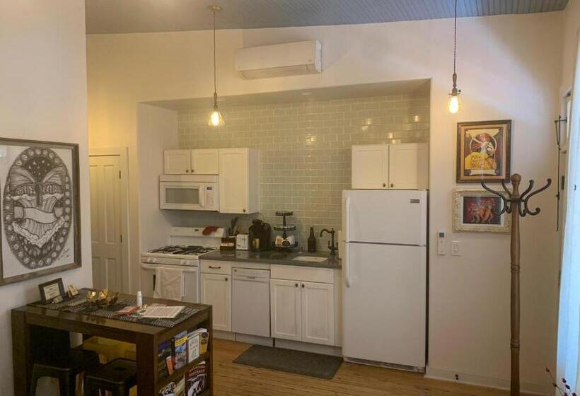 Pensjonat Painted Lady Bed & Brew