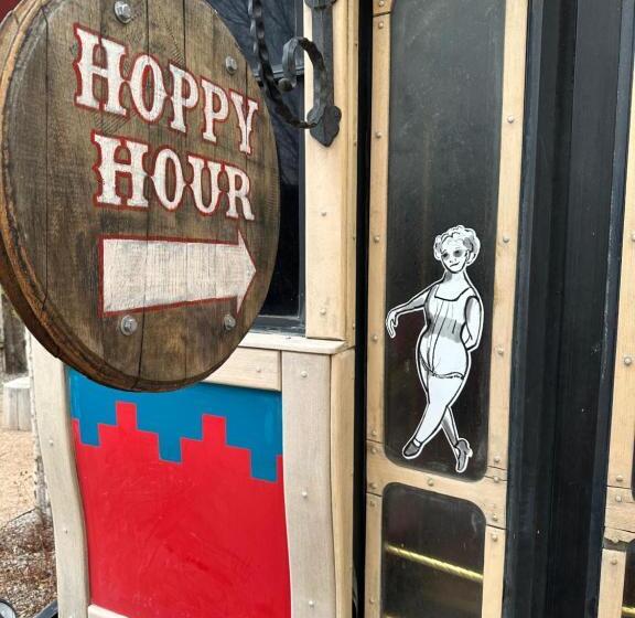 Pensjonat Painted Lady Bed & Brew