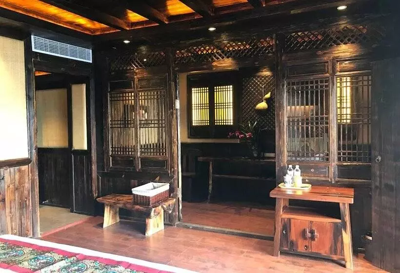 Majatalo Tianjiange Resort
