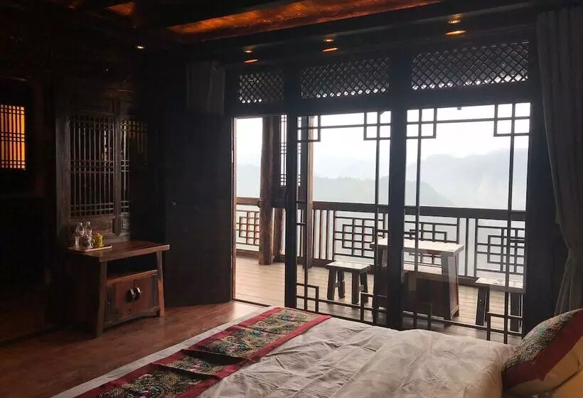 Majatalo Tianjiange Resort