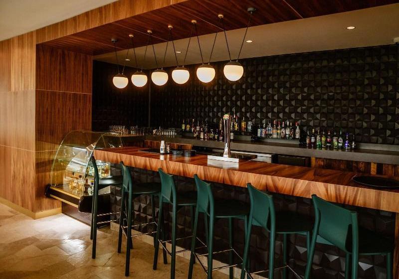 Otel Estudio Playa Mujeres Family Experience All Inclusive Resort