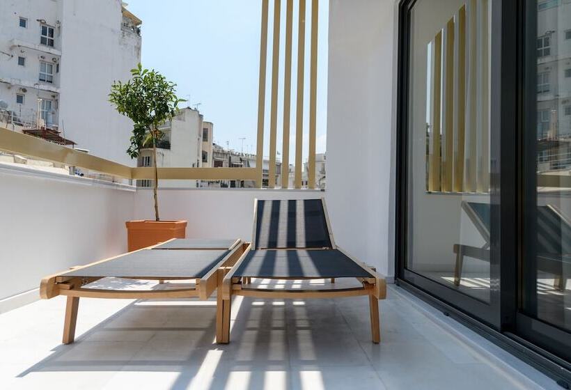 בית מלון כפרי Fos Downtown Suites