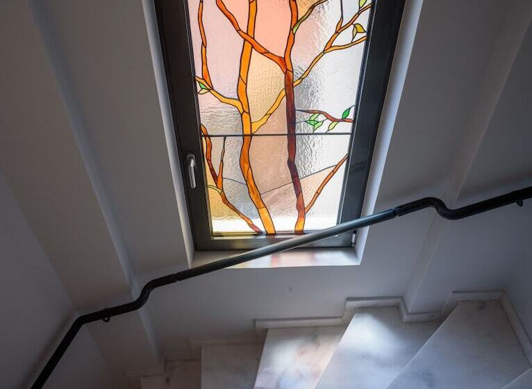 בית מלון כפרי Fos Downtown Suites