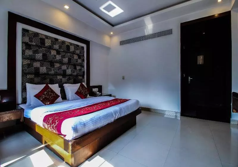 Hotel Krishna Deluxe By Oyo