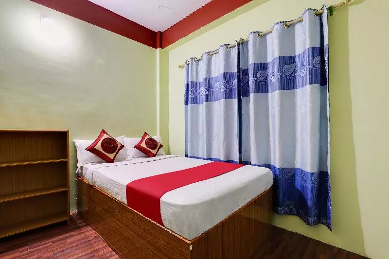 هتل Poudel Restaurant & Guest House By Oyo Rooms