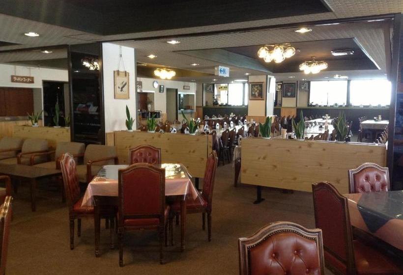 בית מלון כפרי Shiga Riverside