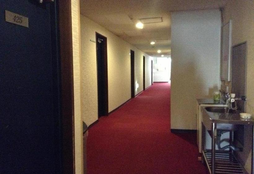 בית מלון כפרי Shiga Riverside