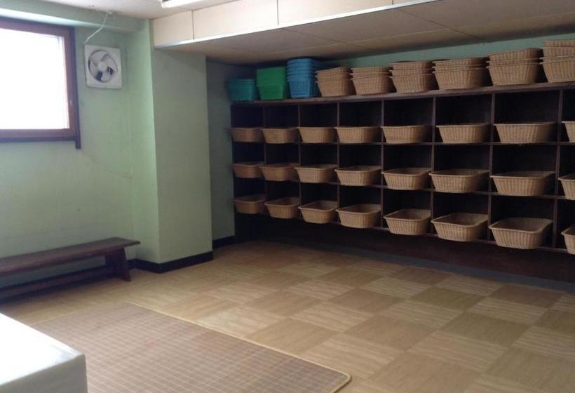 בית מלון כפרי Shiga Riverside