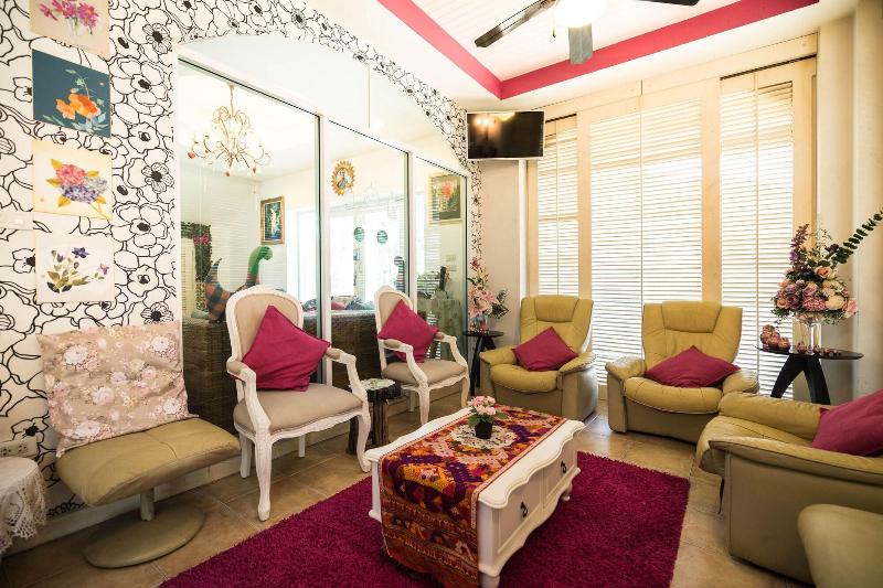 پانسیون Baan Anodat