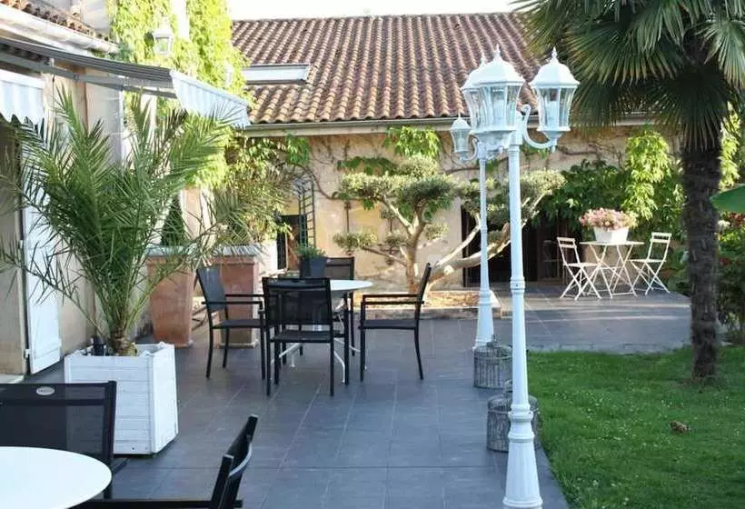 Majatalo Domaine De La Lézardière