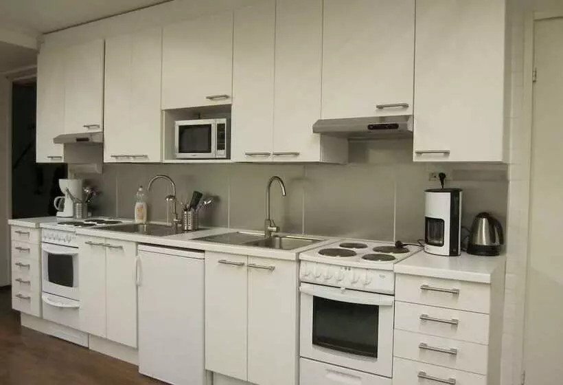 ペンション Finn Rooms