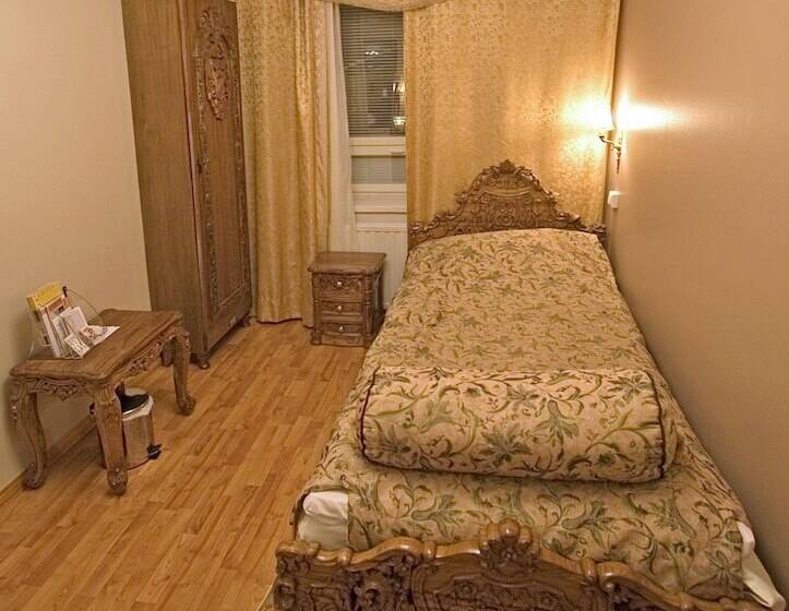 پانسیون Finn Rooms