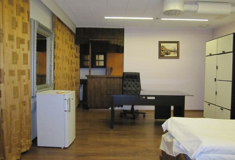 پانسیون Finn Rooms