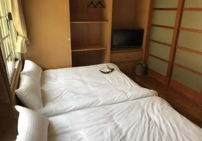 پانسیون Mountain Gods B&b