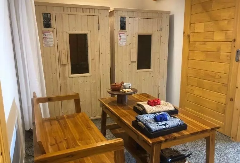 پانسیون Zen Zone