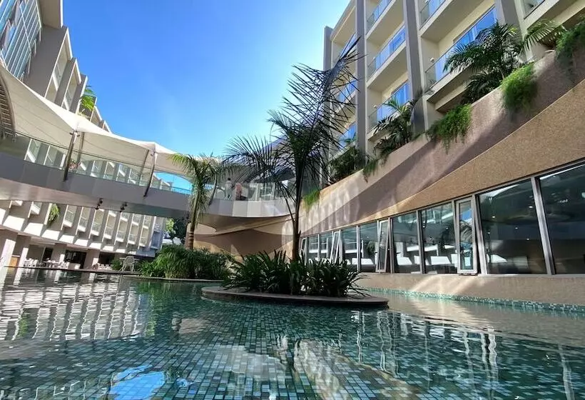 Radisson Blu Hotel & Residence Nairobi Arboretum