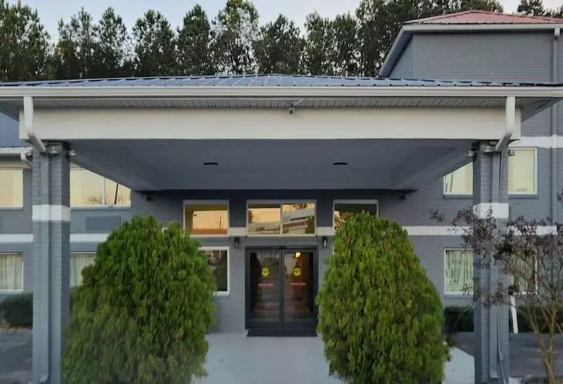 酒店 Econo Lodge Inn & Suites