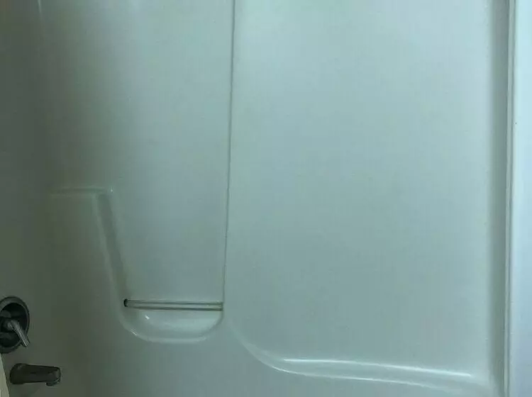 酒店 Econo Lodge Inn & Suites