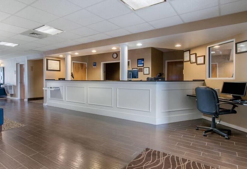 בית מלון כפרי Comfort Inn Mechanicsburg  Harrisburg South
