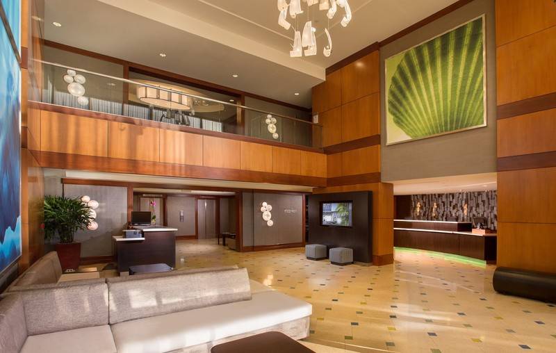 فندق Courtyard by Marriott Fort Lauderdale Beach