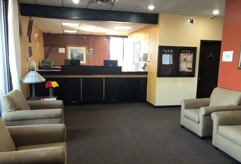 Отель Days Inn By Wyndham Henrietta/rochester Area