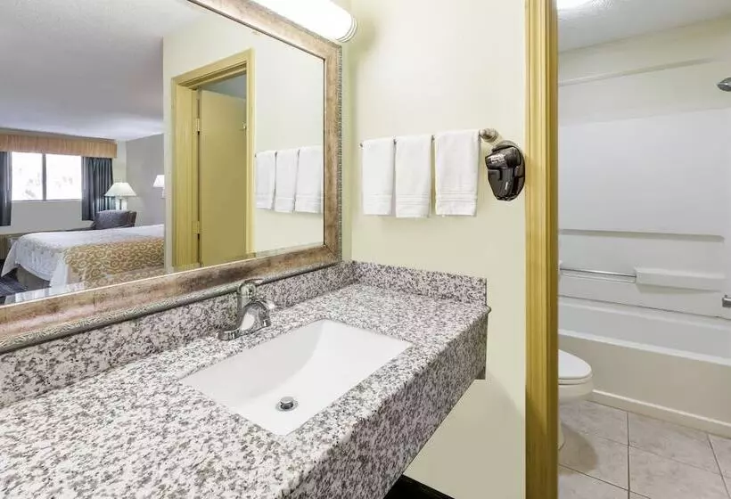 호텔 Days Inn By Wyndham Kent Akron