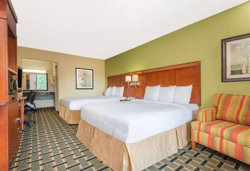 ホテル Days Inn By Wyndham Knoxville East