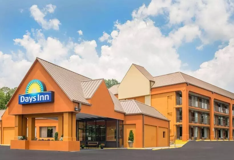 ホテル Days Inn By Wyndham Knoxville East