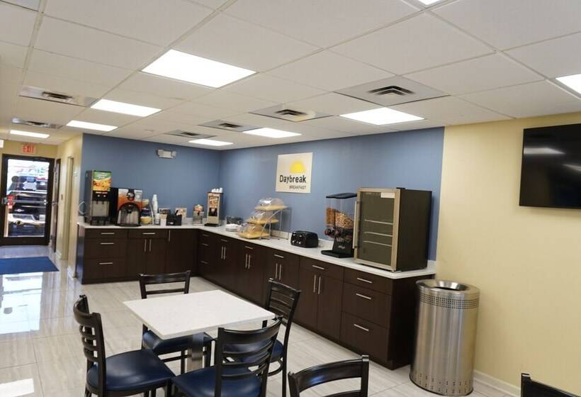 فندق Days Inn By Wyndham Oak Grove/ft. Campbell