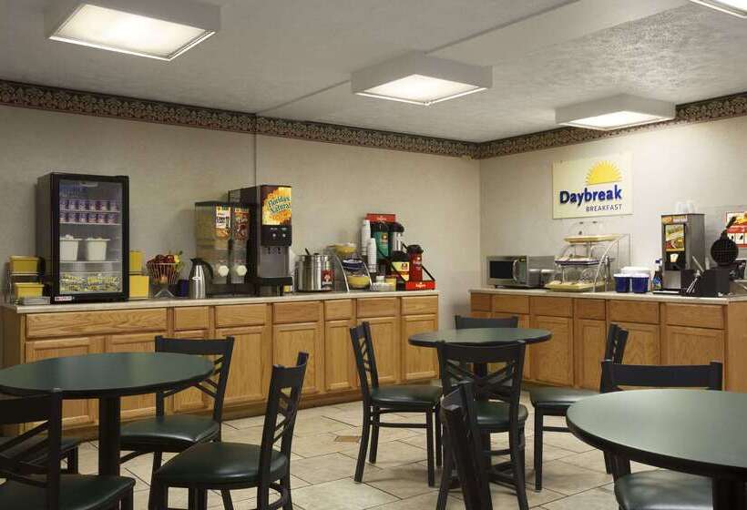 Hotel Days Inn By Wyndham Waynesboro