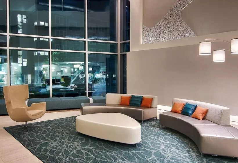 هتل Doubletree By Hilton Virginia Beach