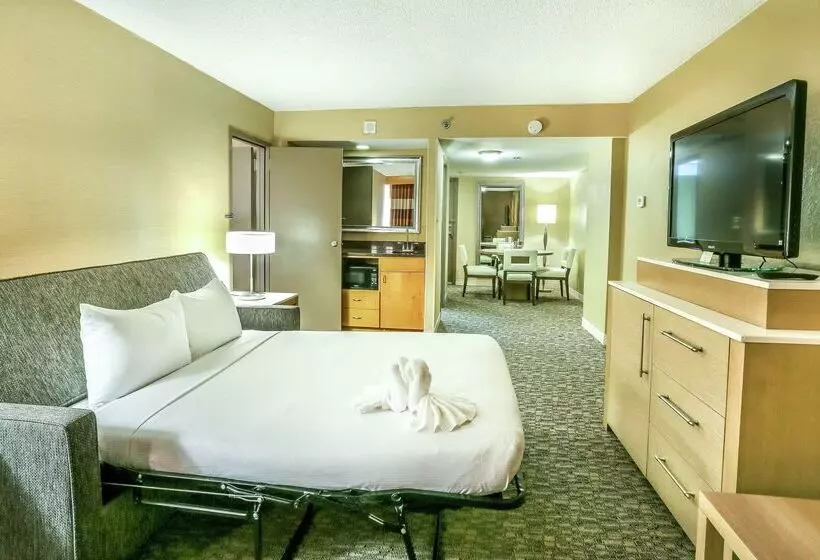 هتل Doubletree By Hilton Virginia Beach