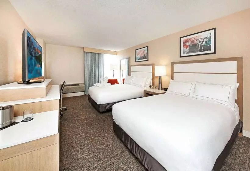 هتل Doubletree By Hilton Virginia Beach